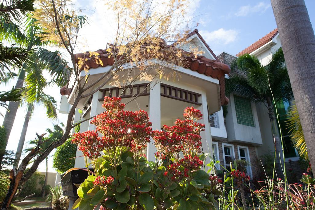 Sir Nico Guesthouse And Resort Pulilan Экстерьер фото