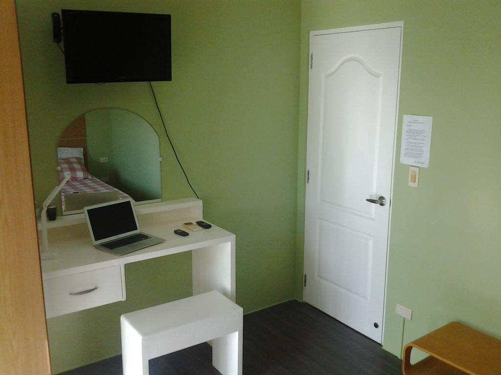 Sir Nico Guesthouse And Resort Pulilan Номер фото
